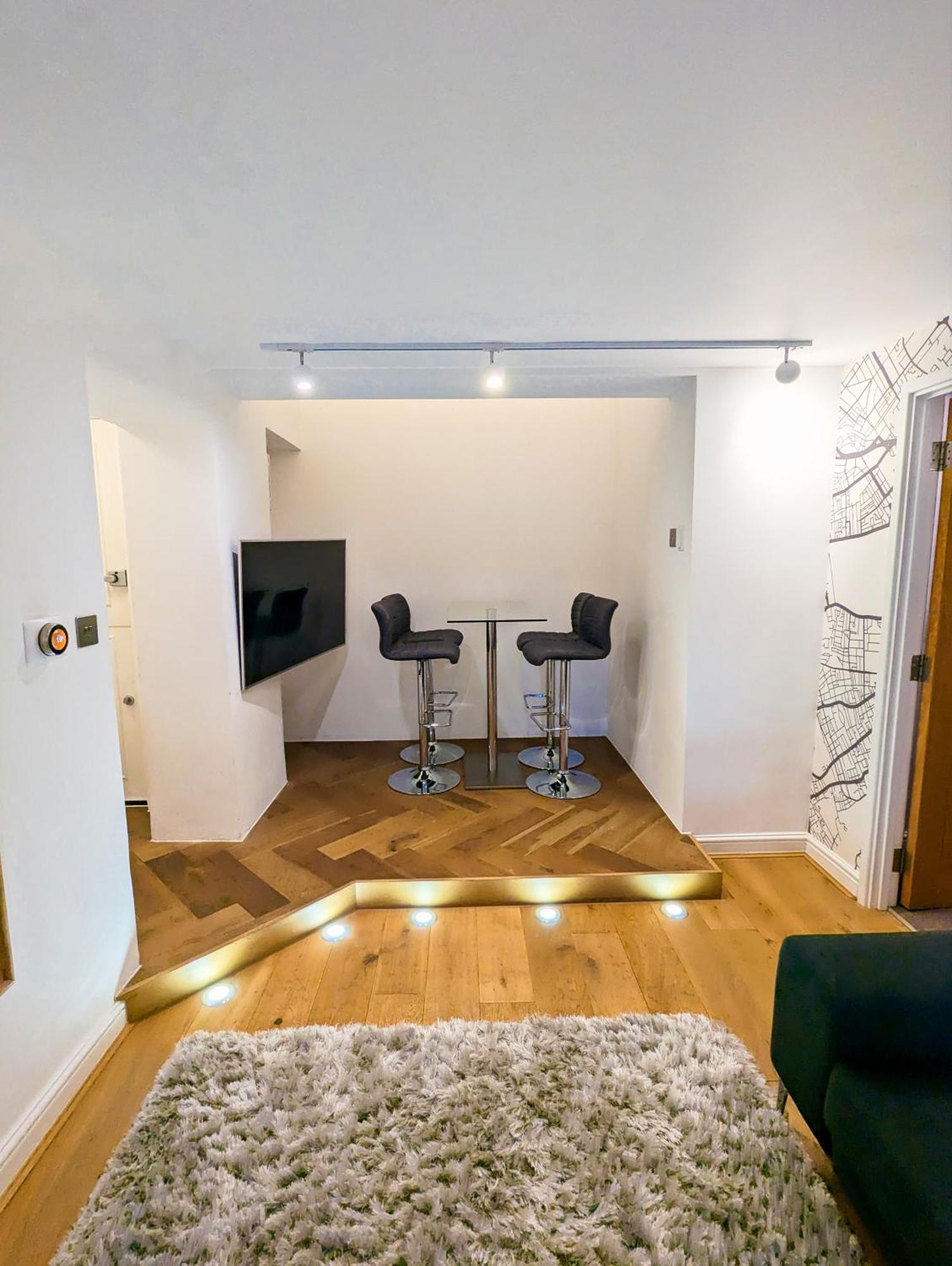 Modern 1 Bedroom Apartment In Kensington London Luaran gambar